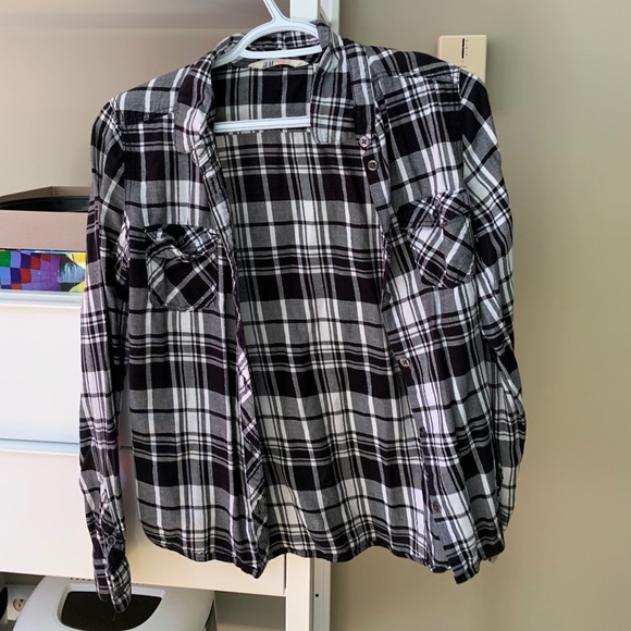 H&M Blouse - Picture 1 of 2